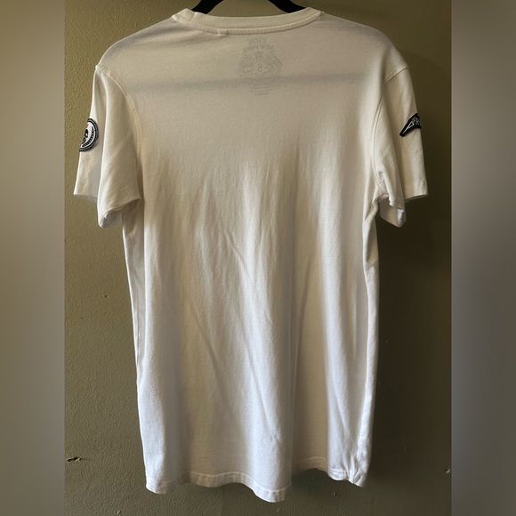 White tee with patches and zippers - Picture 2 of 6